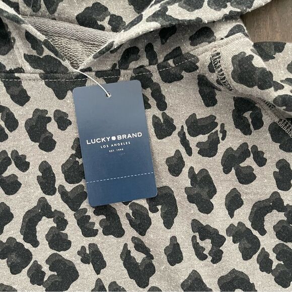 Lucky Brand Animal Print Cropped Cut Off Hoodie S NWT - Picture 4 of 7